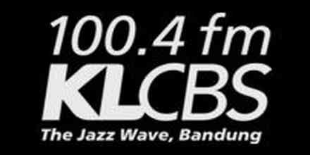 KLCBS 100.4 FM