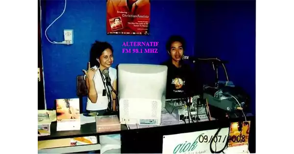 ALTERNATIF RADIO FM 98.1