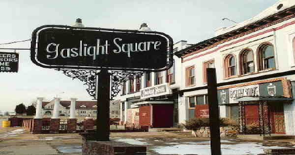 Gaslight Square Country