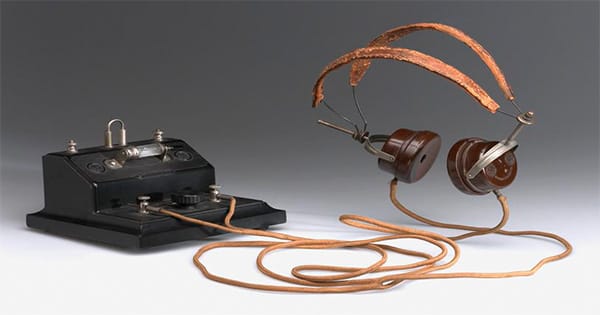 Crystal Radio Receiver